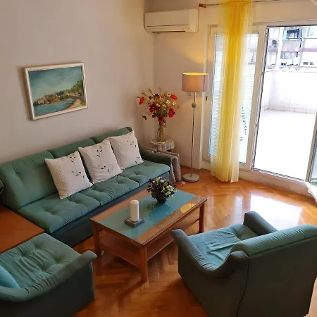 Apartment Silva, 50m From Makarska